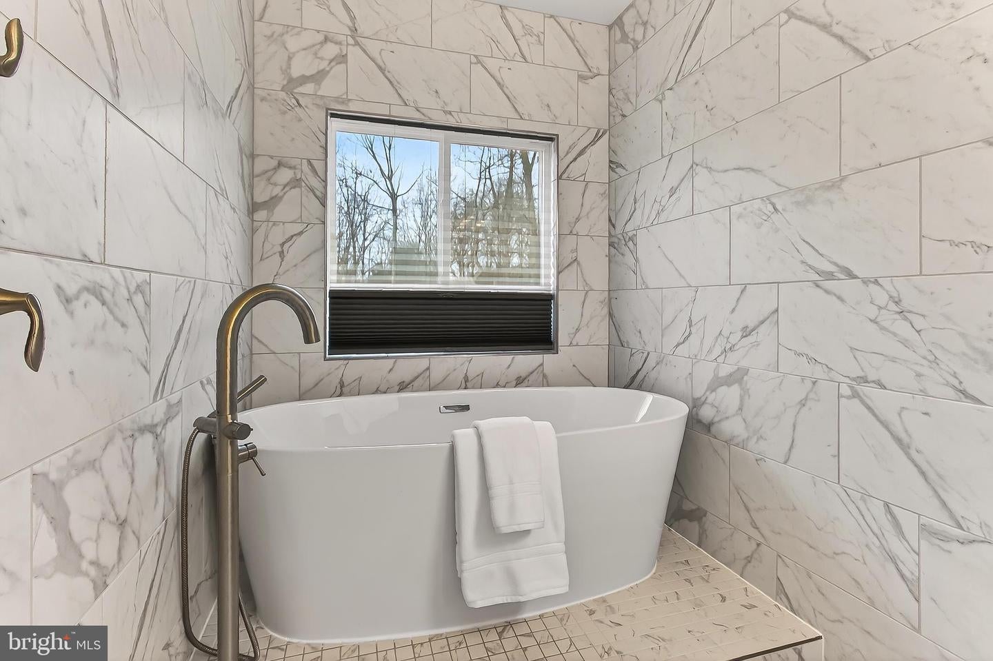 Fairfax, Virginia, 22033, United States, 4 Bedrooms Bedrooms, ,5 BathroomsBathrooms,Residential,Active,2010219