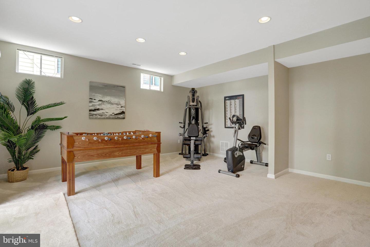 Springfield, Virginia, 22152, United States, 4 Bedrooms Bedrooms, ,4 BathroomsBathrooms,Residential,Active,1893217