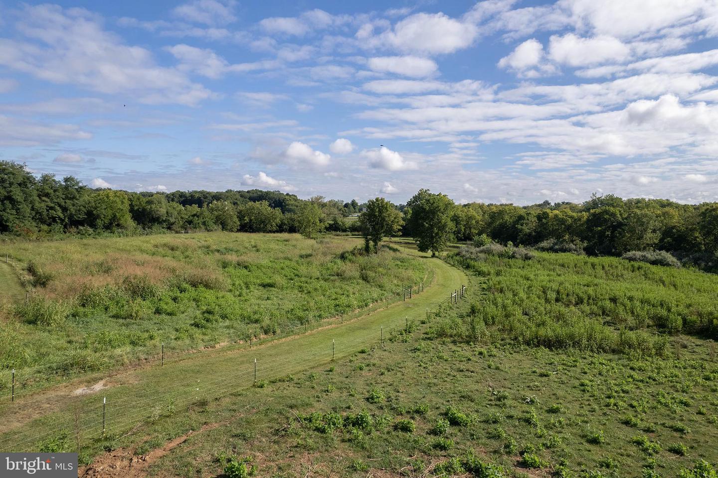 Berryville, Virginia, 22611, United States, 4 Bedrooms Bedrooms, ,4 BathroomsBathrooms,Residential,Active,1945547