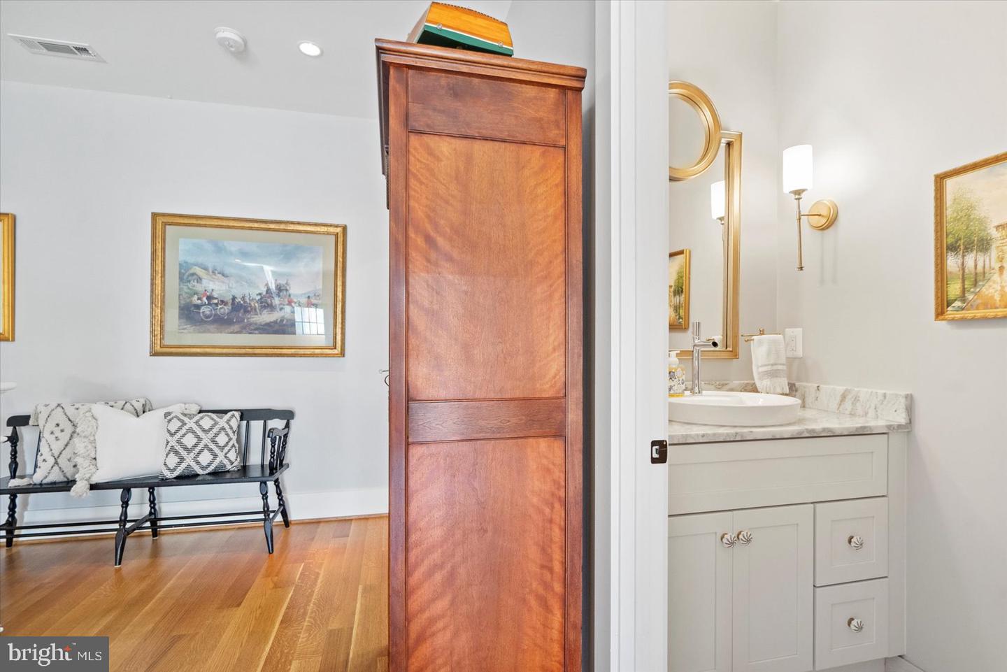 Middle River, Maryland, 21220, United States, 7 Bedrooms Bedrooms, ,7 BathroomsBathrooms,Residential,Active,1969646