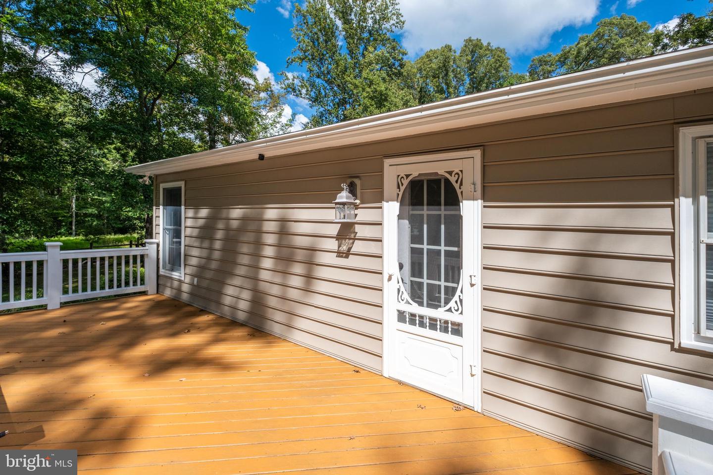 Fairfax Station, Virginia, 22039, United States, 4 Bedrooms Bedrooms, ,3 BathroomsBathrooms,Residential,Active,1936424