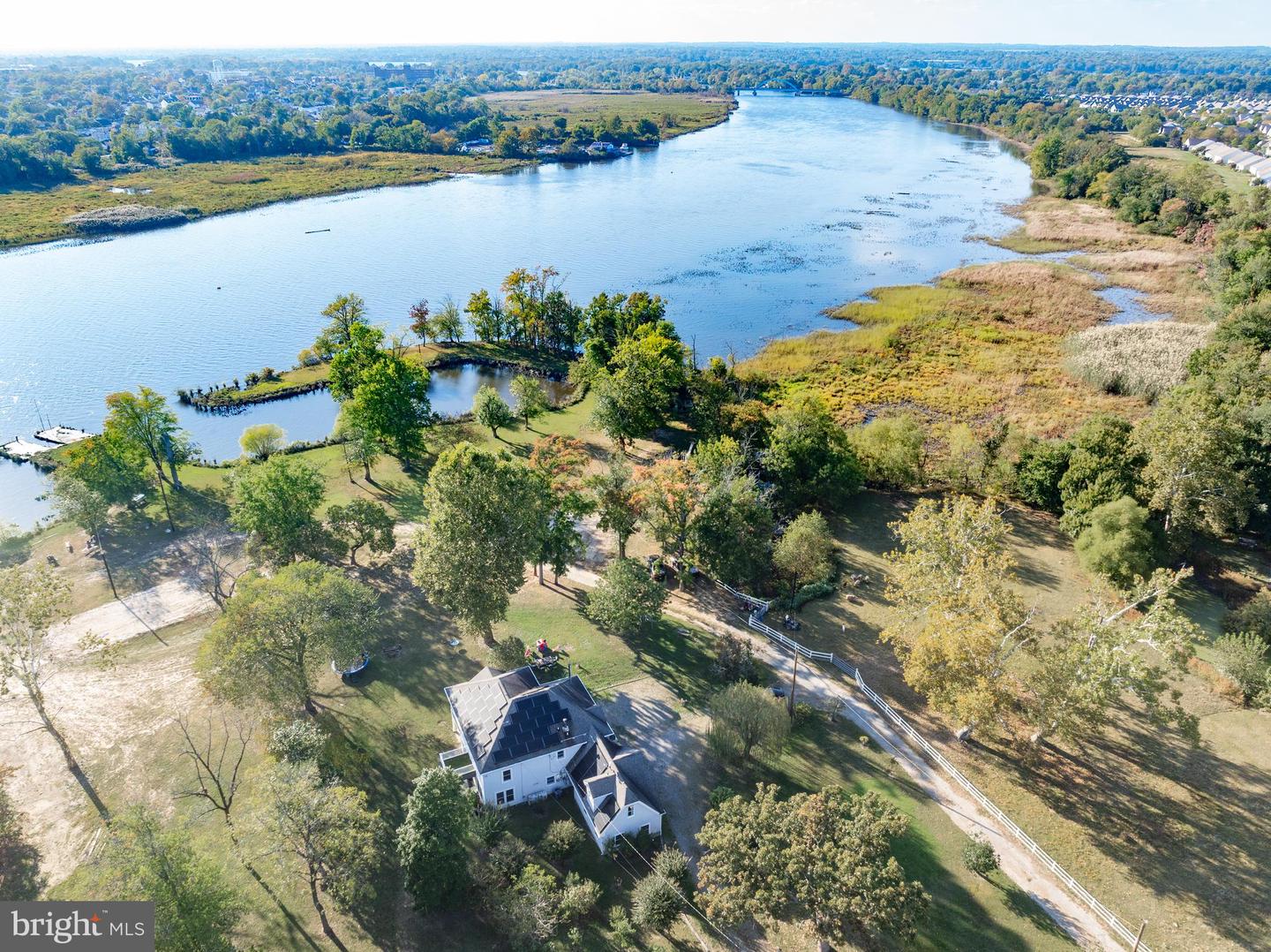 Delanco, New Jersey, 08075, United States, 5 Bedrooms Bedrooms, ,3 BathroomsBathrooms,Residential,Active,1914605