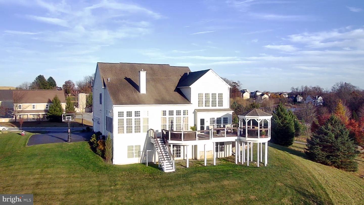 Downingtown, Pennsylvania, 19335, United States, ,5 BathroomsBathrooms,Residential,Pending,1703596