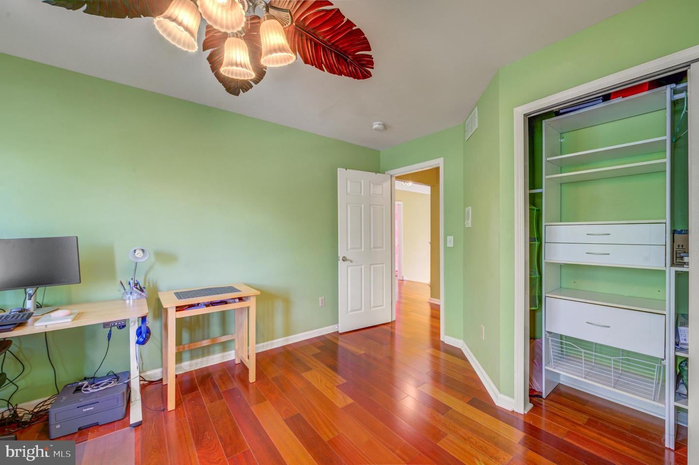 Plainsboro, New Jersey, 08536, United States, 5 Bedrooms Bedrooms, ,4 BathroomsBathrooms,Residential,Active,1936613