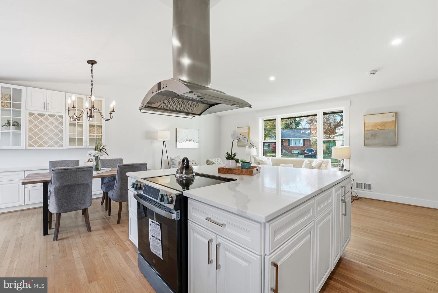 Bethesda, Maryland, 20817, United States, 4 Bedrooms Bedrooms, ,3 BathroomsBathrooms,Residential,Active,1990583