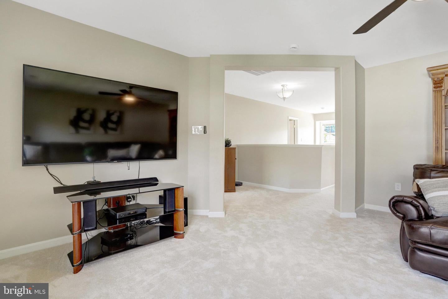Springfield, Virginia, 22152, United States, 4 Bedrooms Bedrooms, ,4 BathroomsBathrooms,Residential,Active,1893217
