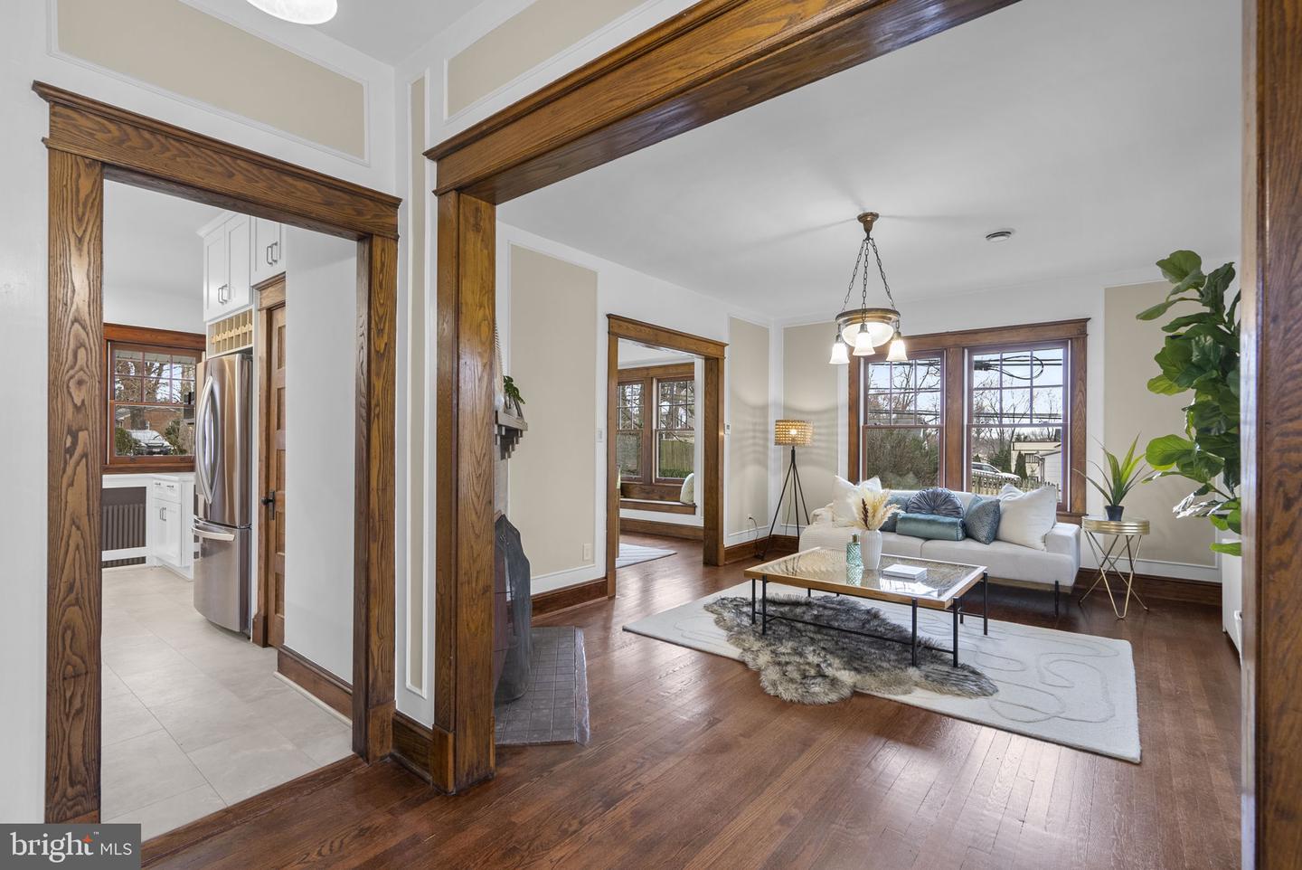 Silver Spring, Maryland, 20910, United States, 4 Bedrooms Bedrooms, ,4 BathroomsBathrooms,Residential,Active,2012220