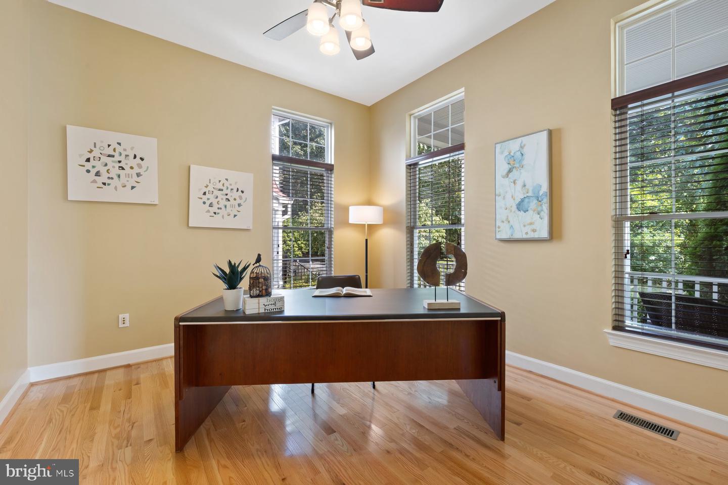 Rockville, Maryland, 20850, United States, 5 Bedrooms Bedrooms, ,6 BathroomsBathrooms,Residential,Active,1941388
