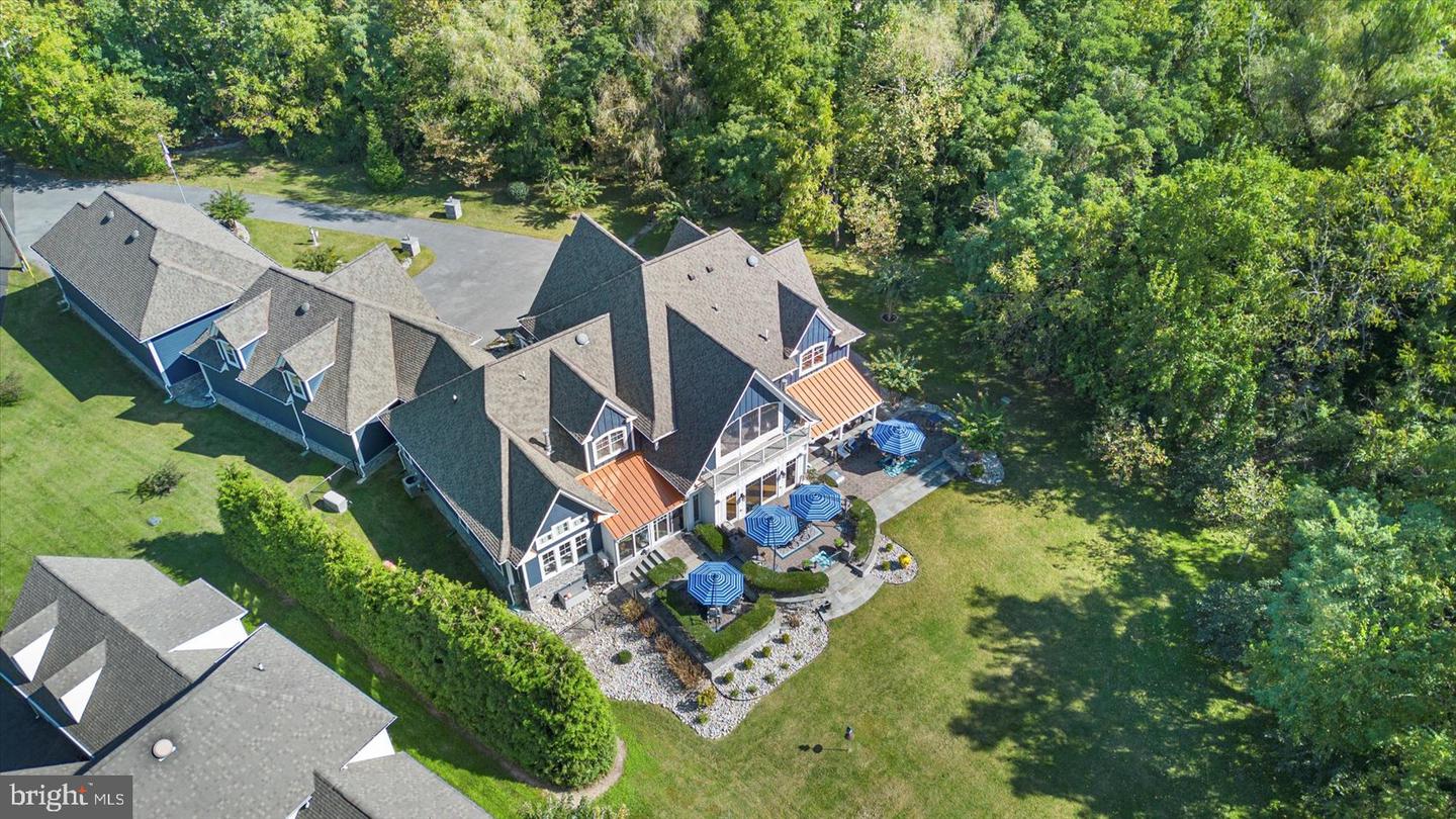 Middle River, Maryland, 21220, United States, 7 Bedrooms Bedrooms, ,7 BathroomsBathrooms,Residential,Active,1969646