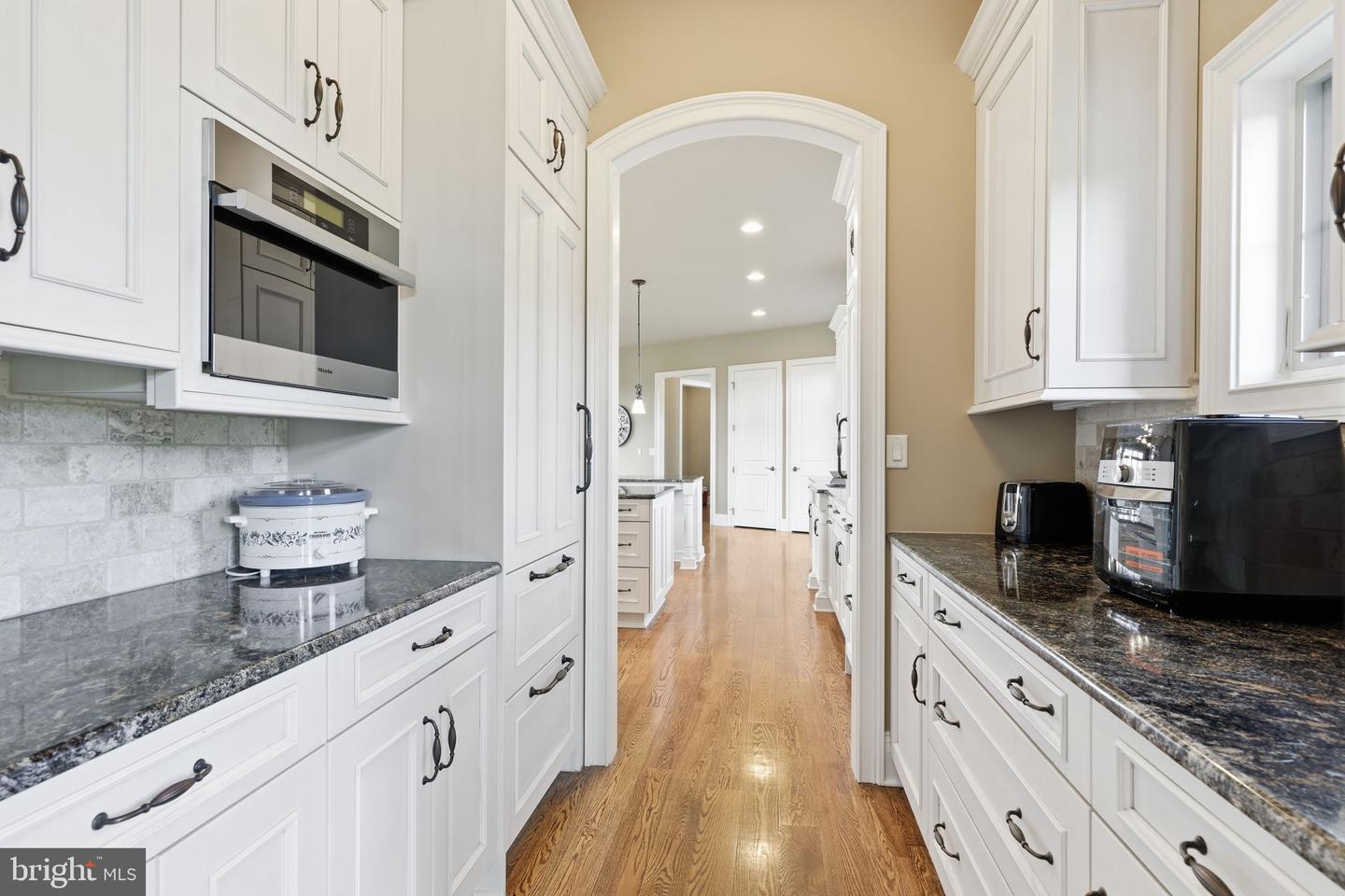 Perched at the pinnacle of an exclusive Upper Makefield Township encla – image 16