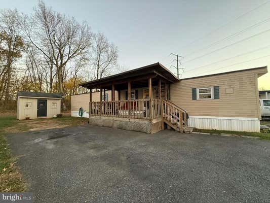 31 CIRCLE DR, COLUMBIA, PA 17512 - Image 1