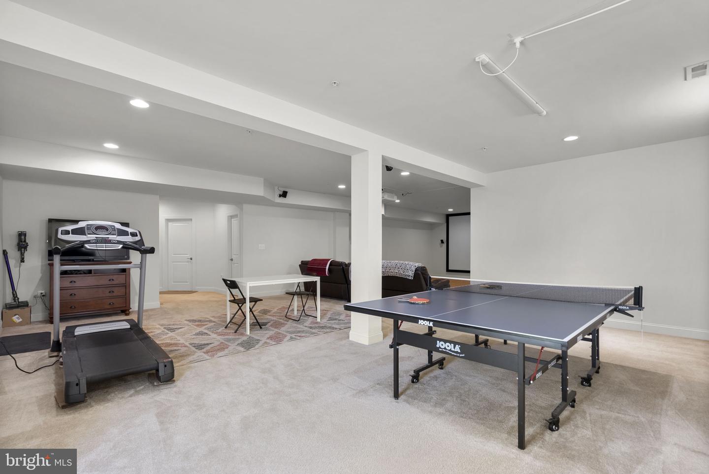 Clarksburg, Maryland, 20871, United States, 4 Bedrooms Bedrooms, ,4 BathroomsBathrooms,Residential,Active,2037095