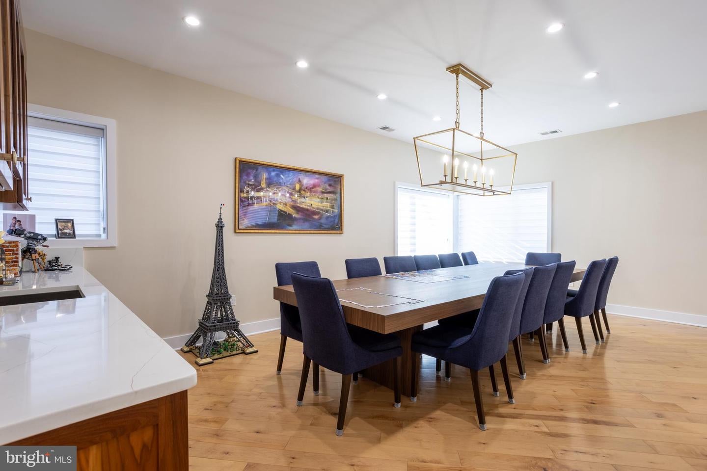 Pikesville, Maryland, 21208, United States, 6 Bedrooms Bedrooms, ,5 BathroomsBathrooms,Residential,Active,2010580