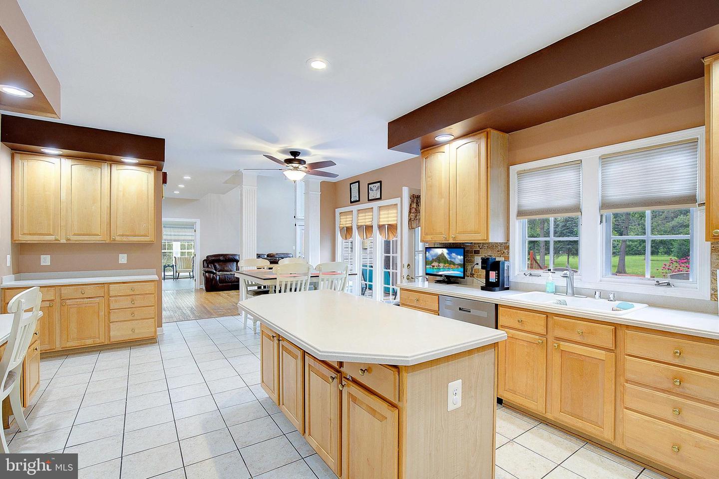 Gambrills, Maryland, 21054, United States, 5 Bedrooms Bedrooms, ,4 BathroomsBathrooms,Residential,Active,1897993
