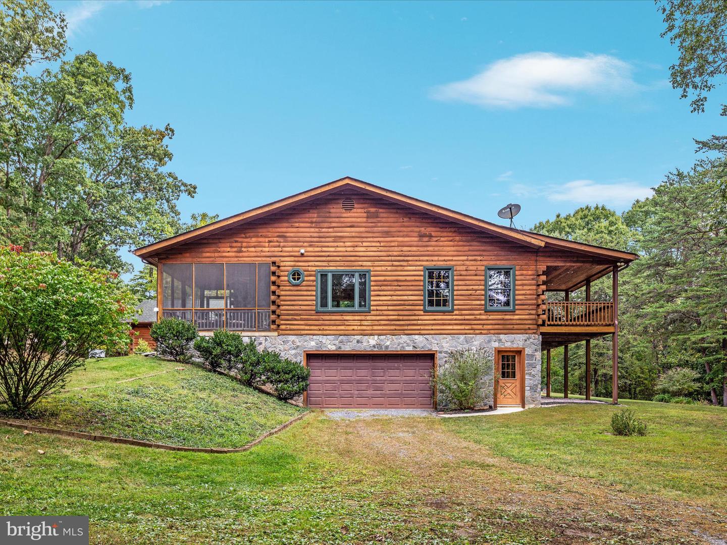 Winchester, Virginia, 22603, United States, 4 Bedrooms Bedrooms, ,4 BathroomsBathrooms,Residential,Active,1943761