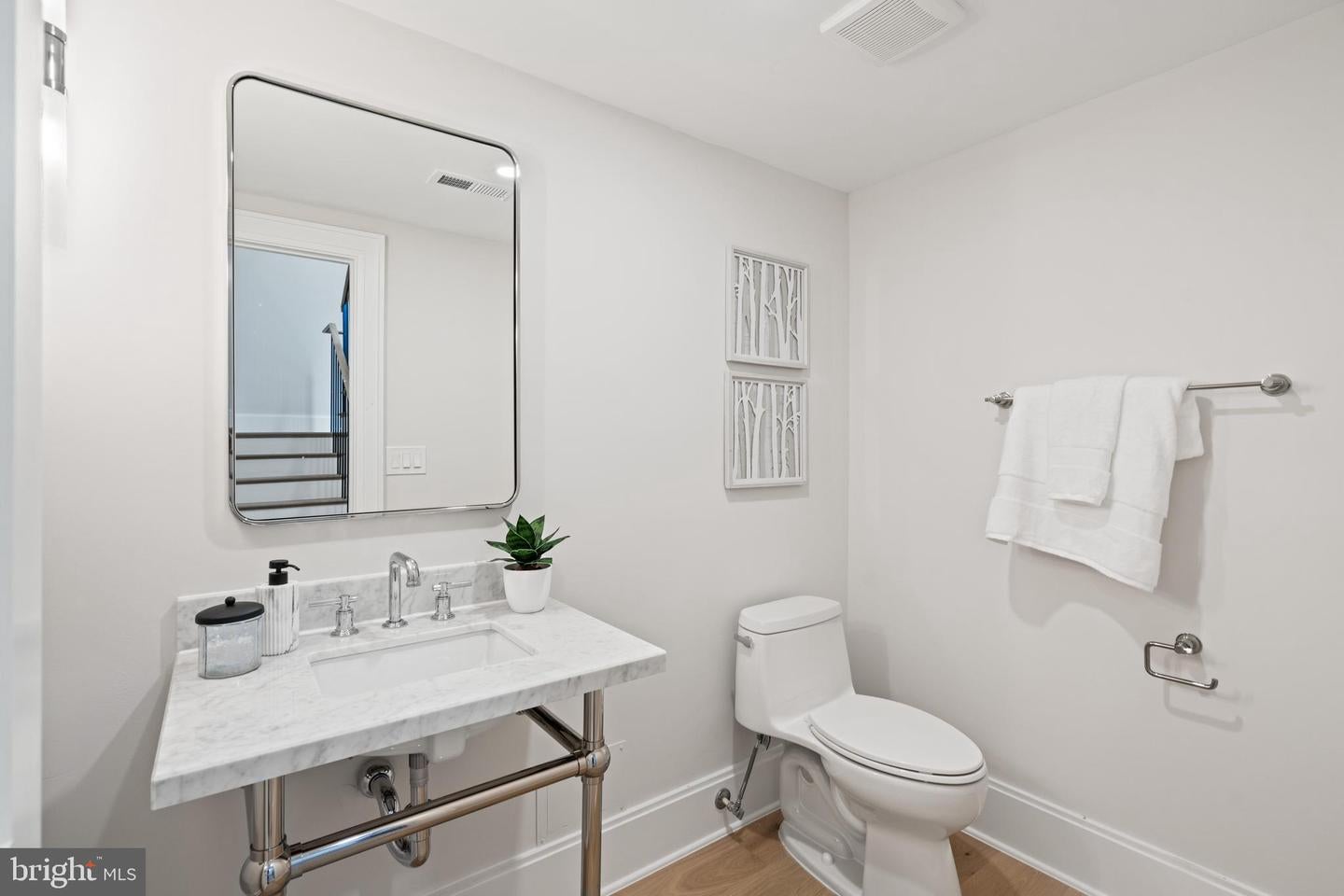 Washington, District Of Columbia, 20016, United States, 6 Bedrooms Bedrooms, ,8 BathroomsBathrooms,Residential,Active,1934802