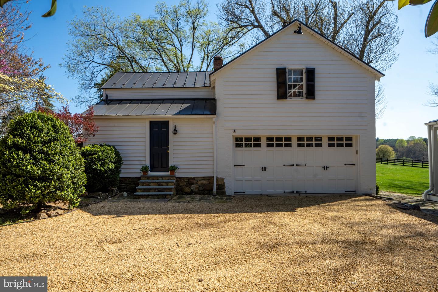 Waterford, Virginia, 20197, United States, 4 Bedrooms Bedrooms, ,5 BathroomsBathrooms,Residential,Active,1771409