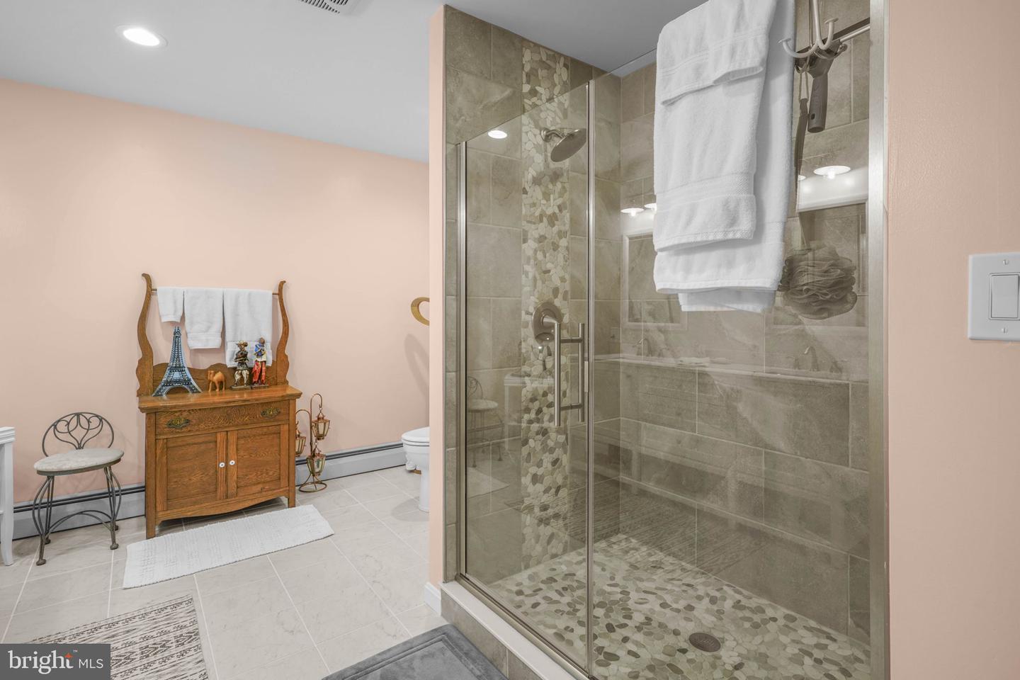 Newburg, Maryland, 20664, United States, 4 Bedrooms Bedrooms, ,3 BathroomsBathrooms,Residential,Active,1929801