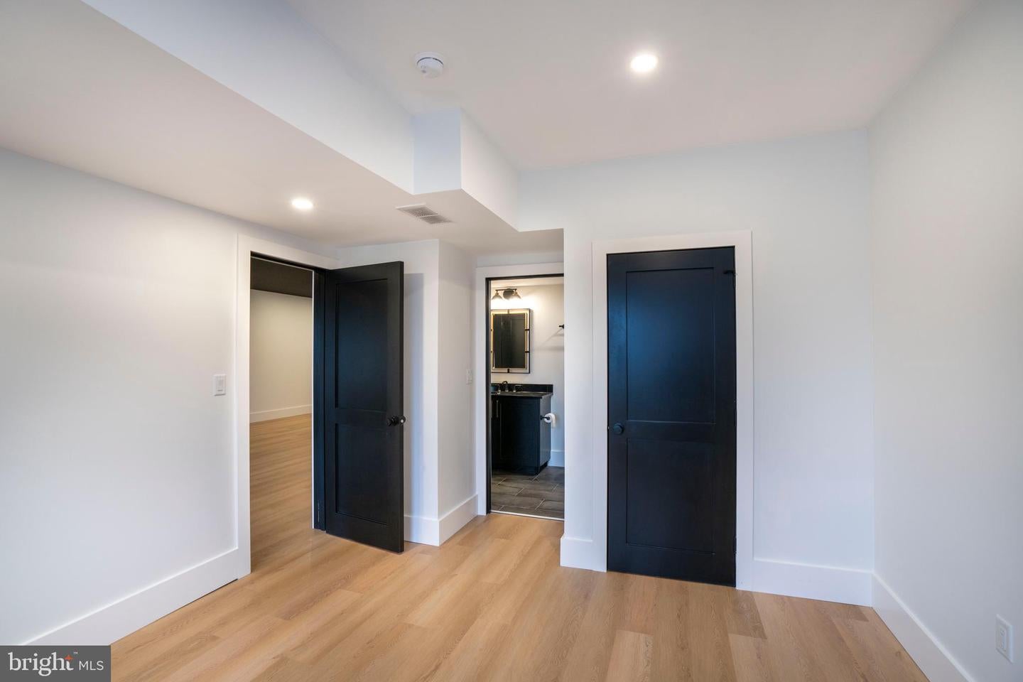 State College, Pennsylvania, 16801, United States, 5 Bedrooms Bedrooms, ,5 BathroomsBathrooms,Residential,Active,2010175