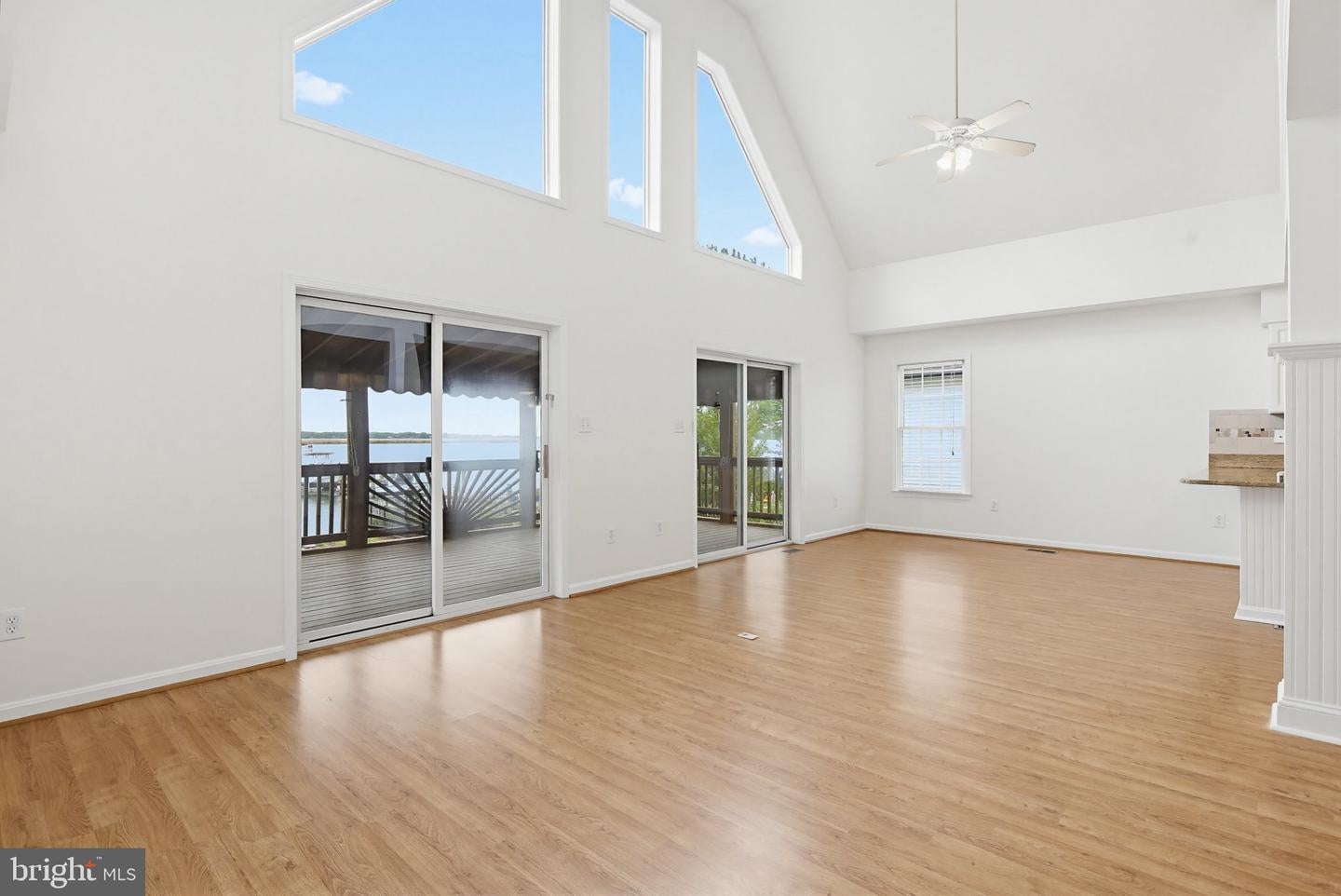 Edgewater, Maryland, 21037, United States, 3 Bedrooms Bedrooms, ,3 BathroomsBathrooms,Residential,Active,2028218