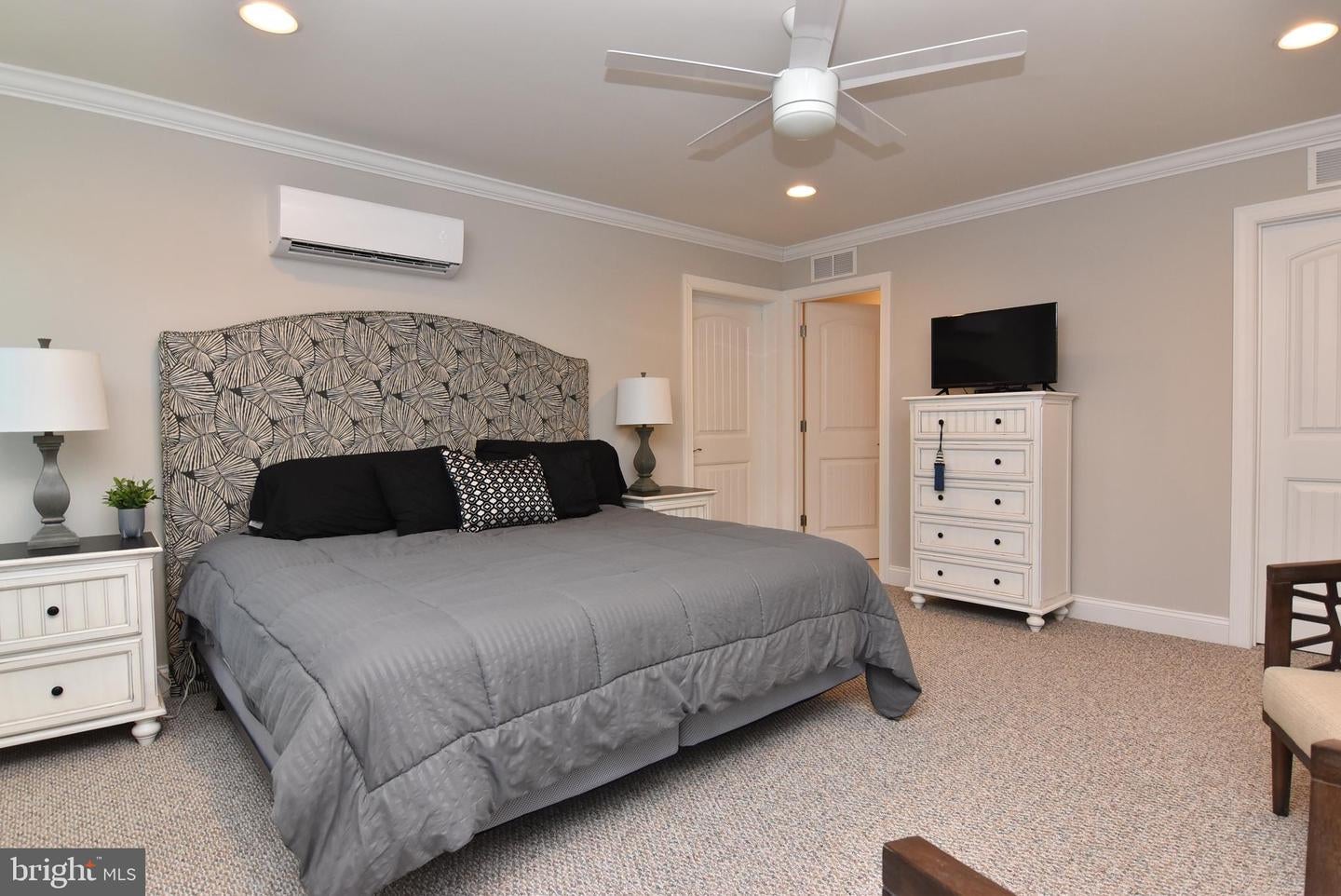 Rehoboth Beach, Delaware, 19971, United States, 5 Bedrooms Bedrooms, ,6 BathroomsBathrooms,Residential,Active,2007090