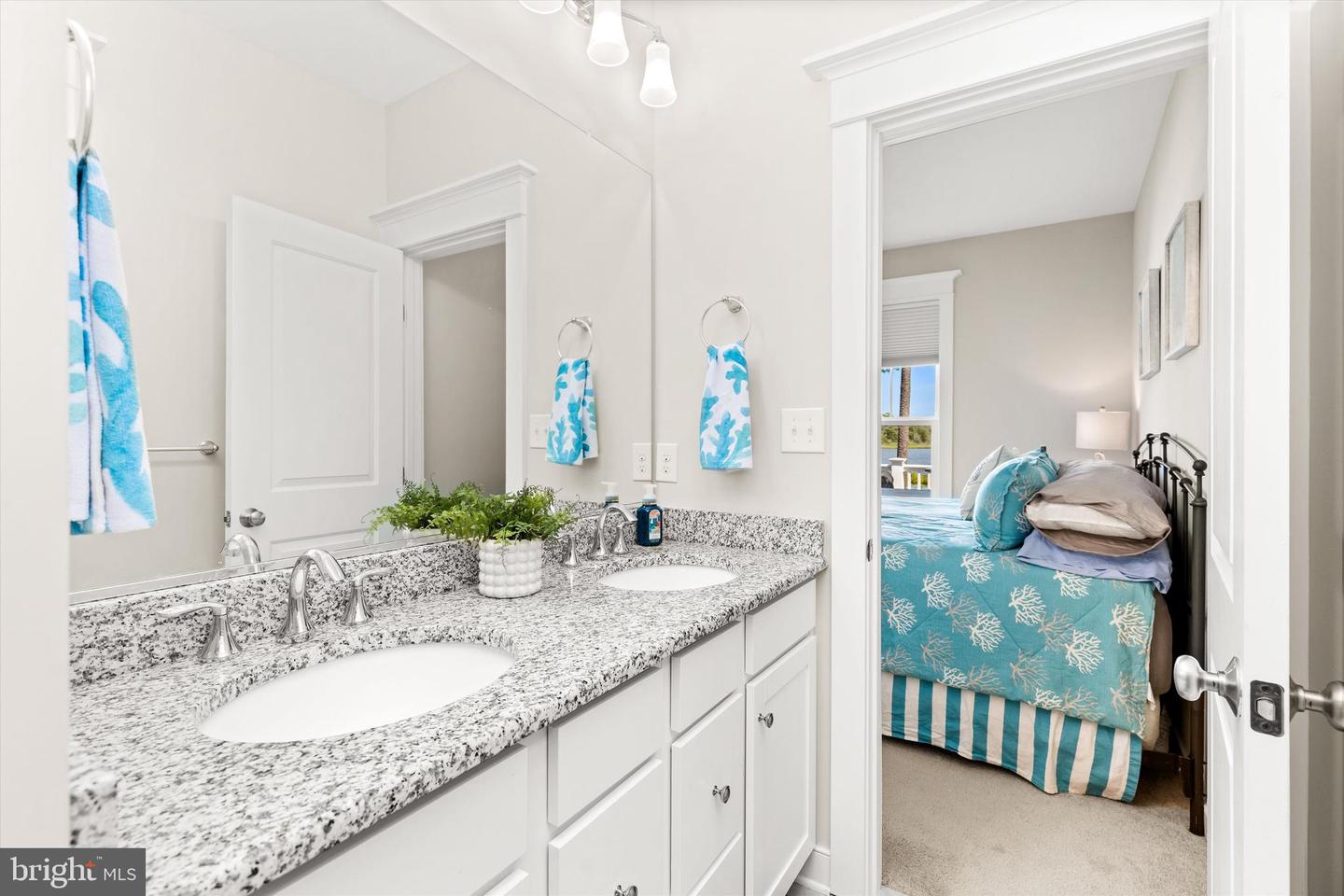 Berlin, Maryland, 21811, United States, 6 Bedrooms Bedrooms, ,5 BathroomsBathrooms,Residential,Active,1893241