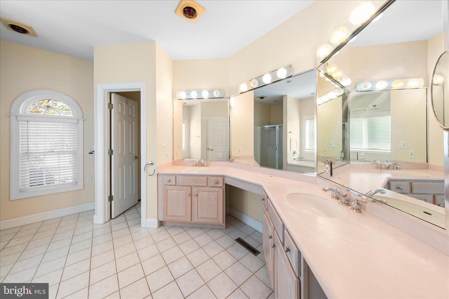 Rehoboth Beach, Delaware, 19971, United States, 4 Bedrooms Bedrooms, ,4 BathroomsBathrooms,Residential,Active,1905101