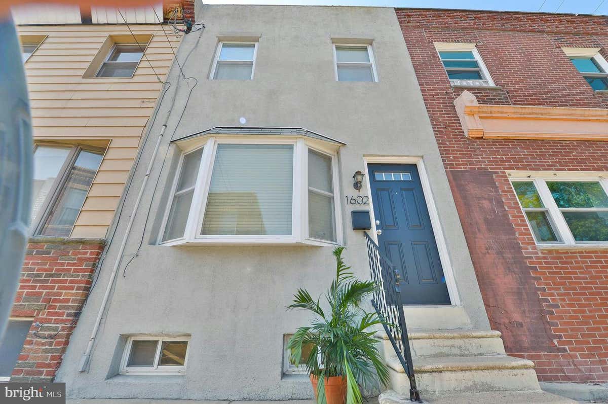 1602 S BANCROFT ST, PHILADELPHIA, PA 19145, photo 1 of 30