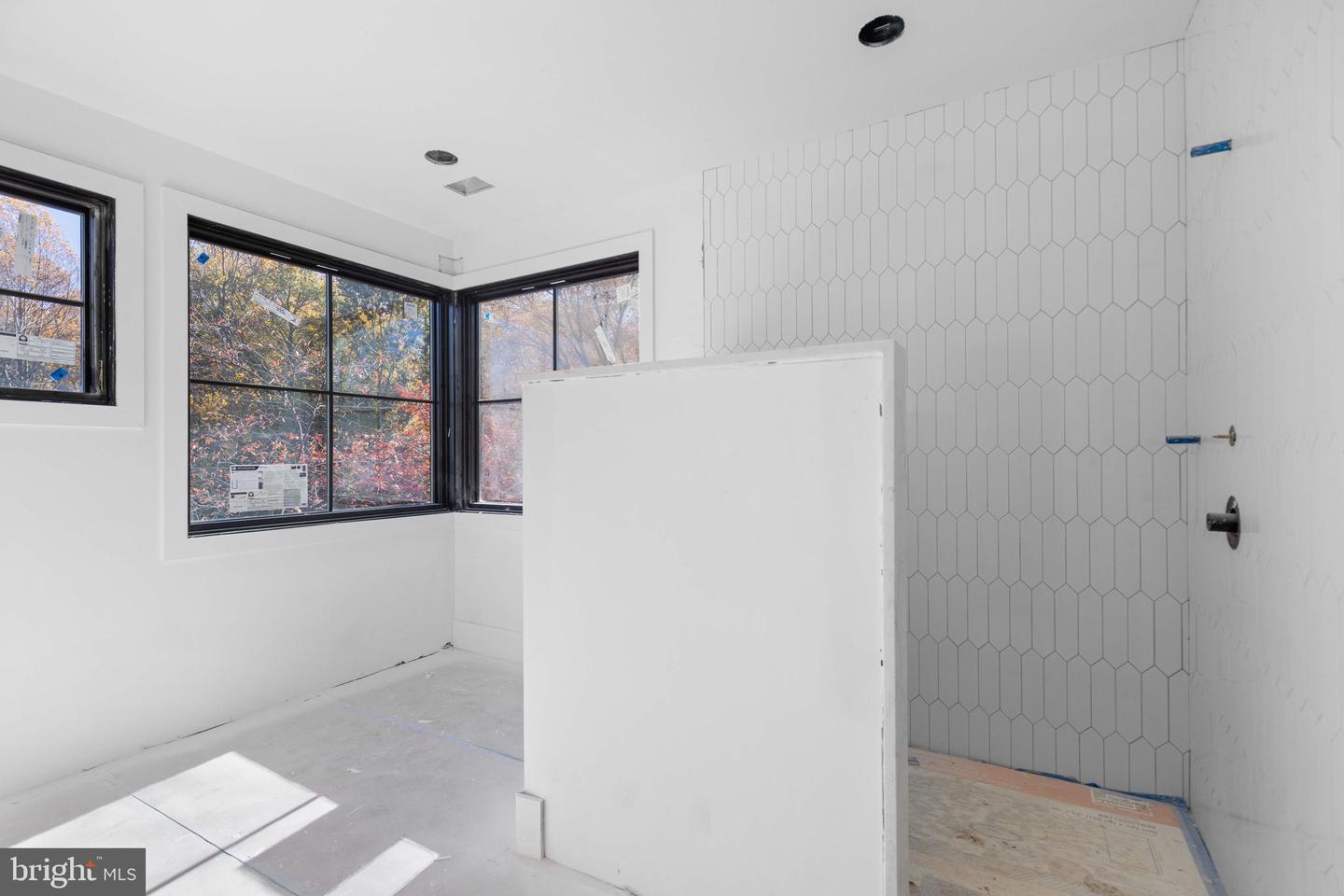 Arlington, Virginia, 22205, United States, 5 Bedrooms Bedrooms, ,6 BathroomsBathrooms,Residential,Active,1719221