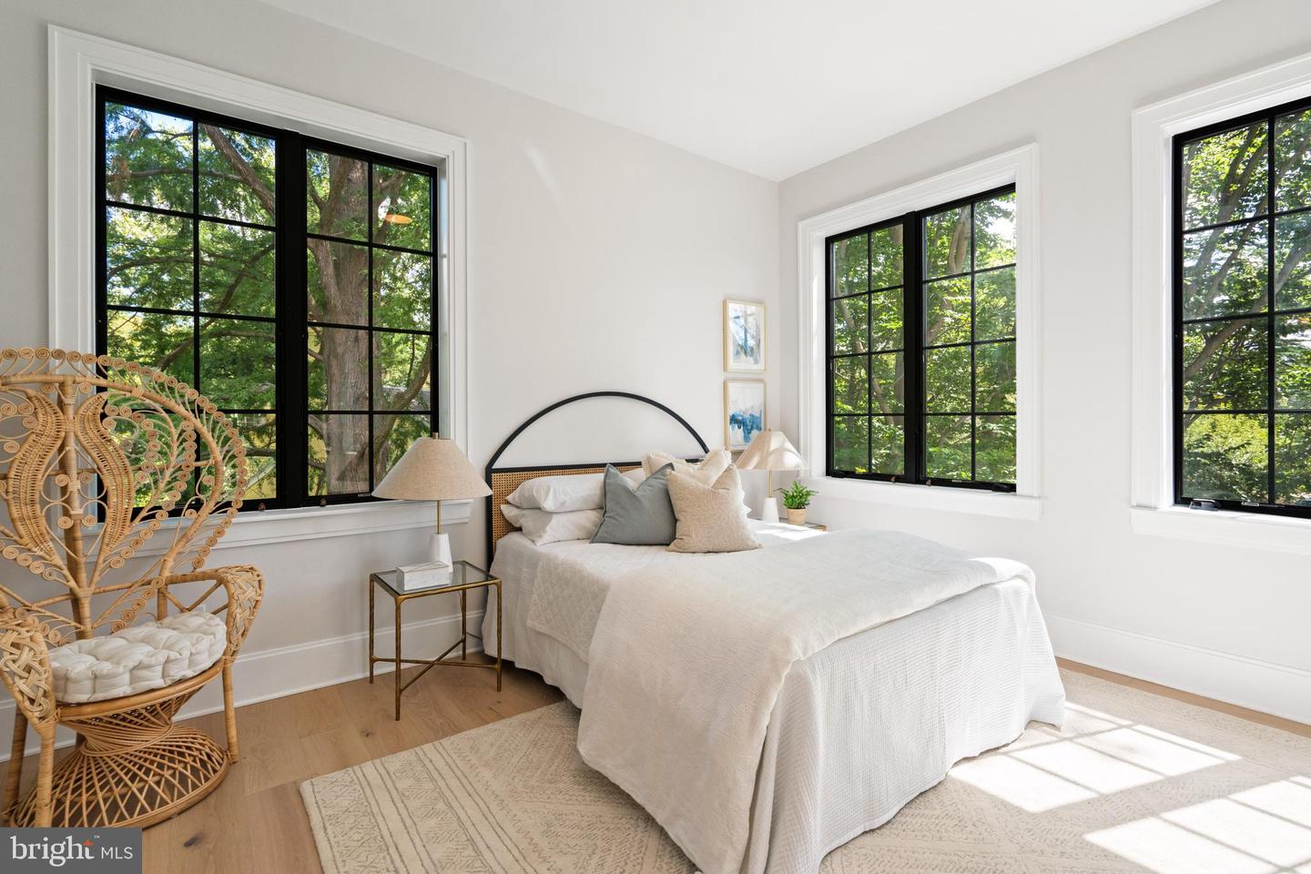 Washington, District Of Columbia, 20016, United States, 6 Bedrooms Bedrooms, ,8 BathroomsBathrooms,Residential,Active,1934802