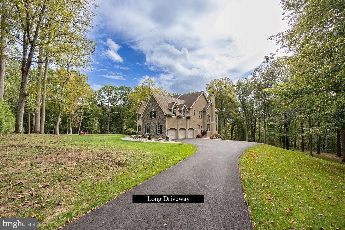 Landenberg, Pennsylvania, 19350, United States, 5 Bedrooms Bedrooms, ,6 BathroomsBathrooms,Residential,Active,1965819