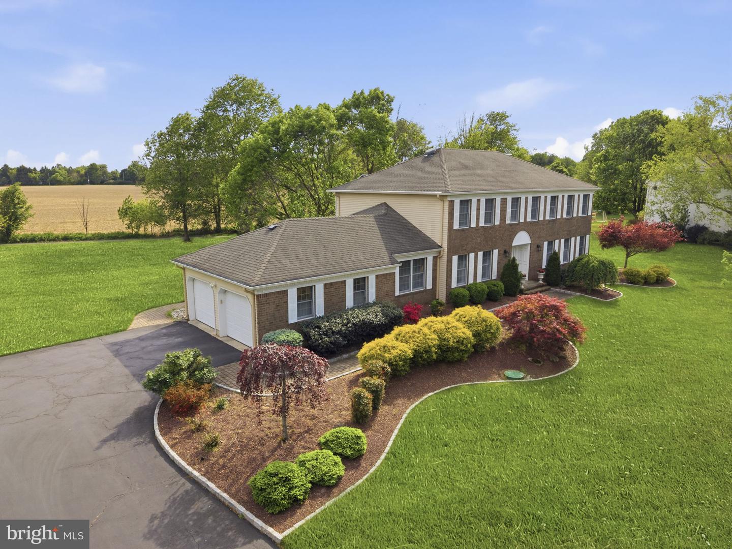 Princeton Junction, New Jersey, 08550, United States, 4 Bedrooms Bedrooms, ,3 BathroomsBathrooms,Residential,Contingent,2045693