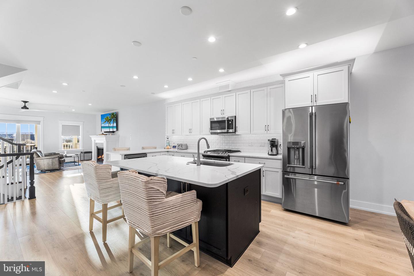 Ocean City, Maryland, 21842, United States, 4 Bedrooms Bedrooms, ,6 BathroomsBathrooms,Residential,Active,1972177