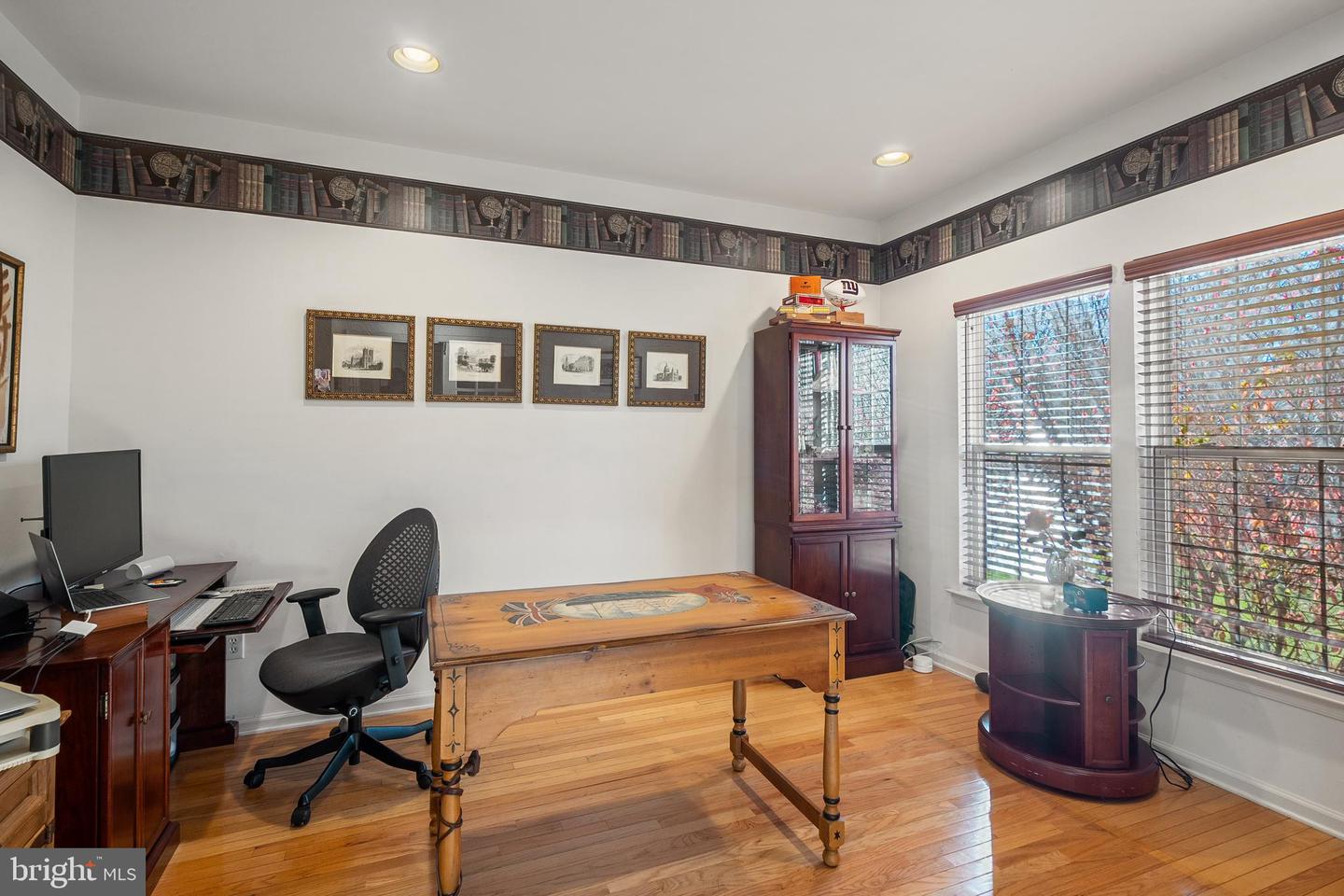 Pennington, New Jersey, 08534, United States, 4 Bedrooms Bedrooms, ,5 BathroomsBathrooms,Residential,Active,1999934