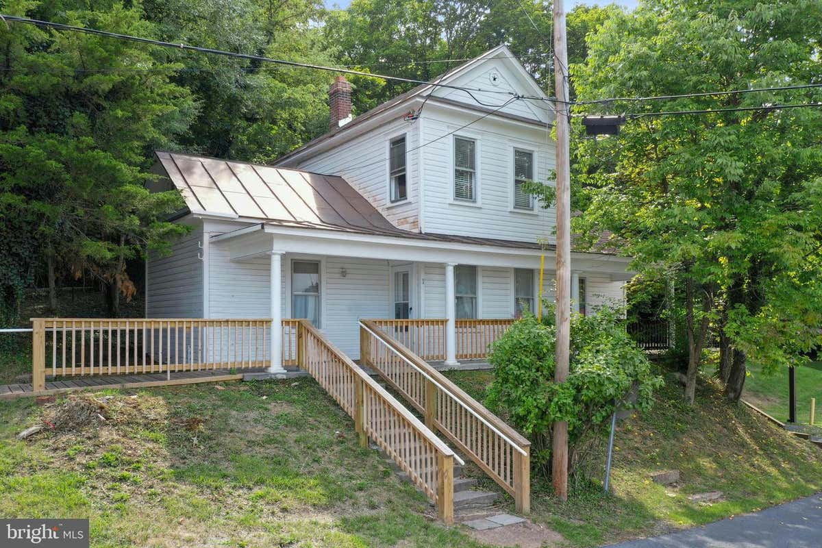 2 W MARATHON PL, ROMNEY, WV 26757, photo 1 of 55