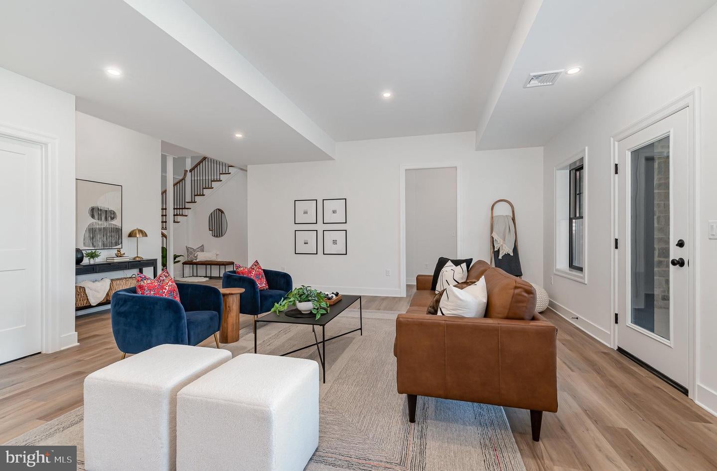 Mechanicsburg, Pennsylvania, 17050, United States, ,6 BathroomsBathrooms,Residential,Active,1704719