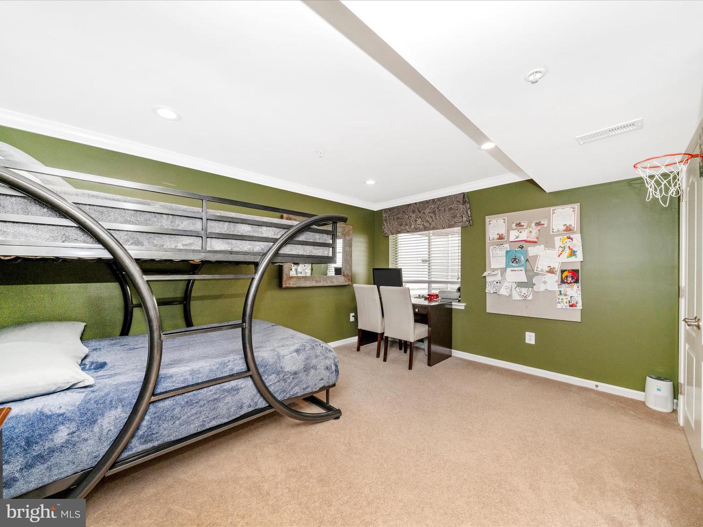 Clarksburg, Maryland, 20871, United States, 5 Bedrooms Bedrooms, ,4 BathroomsBathrooms,Residential,Active,1967123