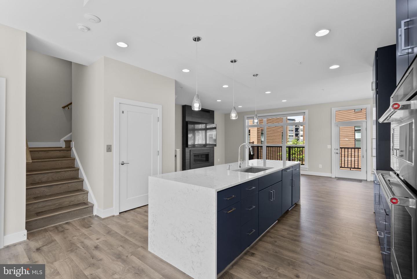 Rockville, Maryland, 20852, United States, 5 Bedrooms Bedrooms, ,5 BathroomsBathrooms,Residential,Active,1954009