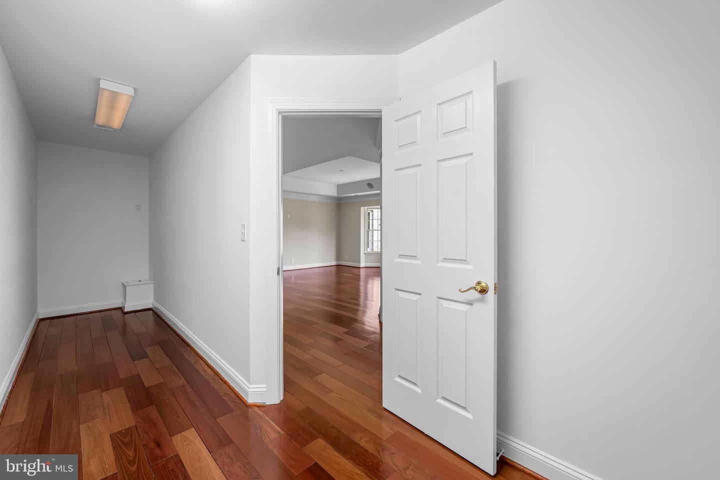 Ellicott City, Maryland, 21042, United States, 5 Bedrooms Bedrooms, ,5 BathroomsBathrooms,Residential,Pending,2045798