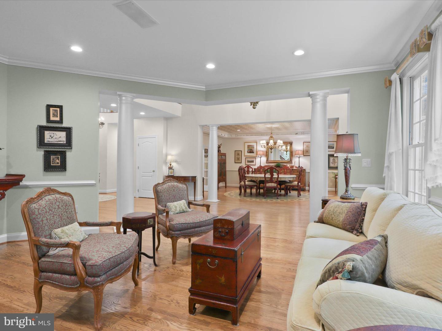 Fairfax Station, Virginia, 22039, United States, 5 Bedrooms Bedrooms, ,5 BathroomsBathrooms,Residential,Active,1943756