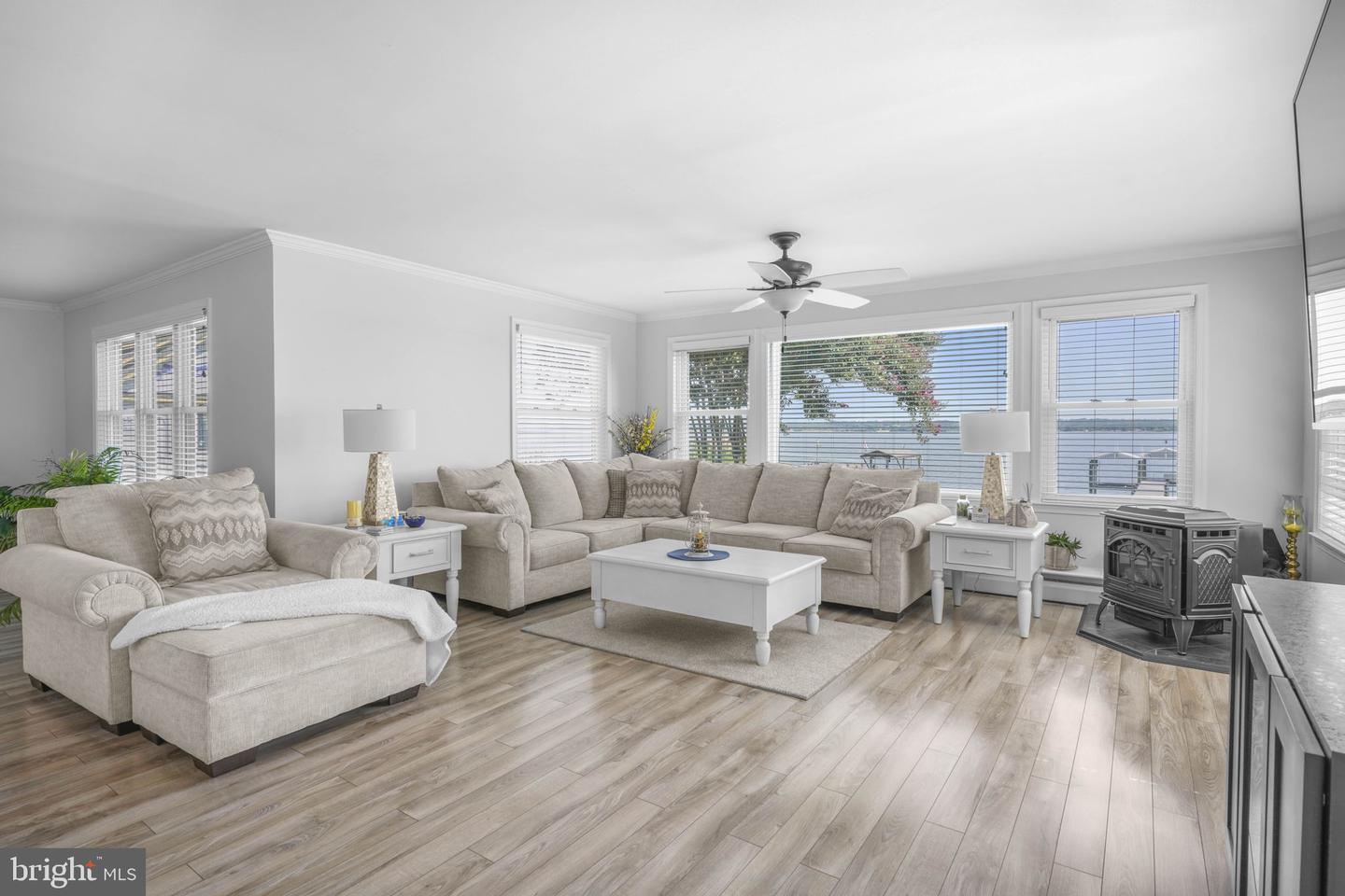 Newburg, Maryland, 20664, United States, 4 Bedrooms Bedrooms, ,3 BathroomsBathrooms,Residential,Active,1929801