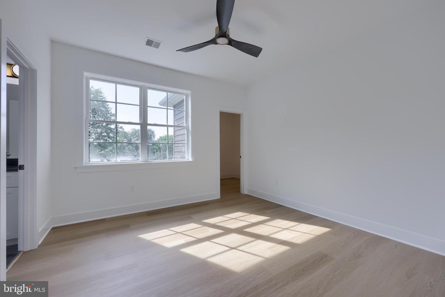 East Petersburg, Pennsylvania, 17520, United States, 4 Bedrooms Bedrooms, ,5 BathroomsBathrooms,Residential,Active,1702111