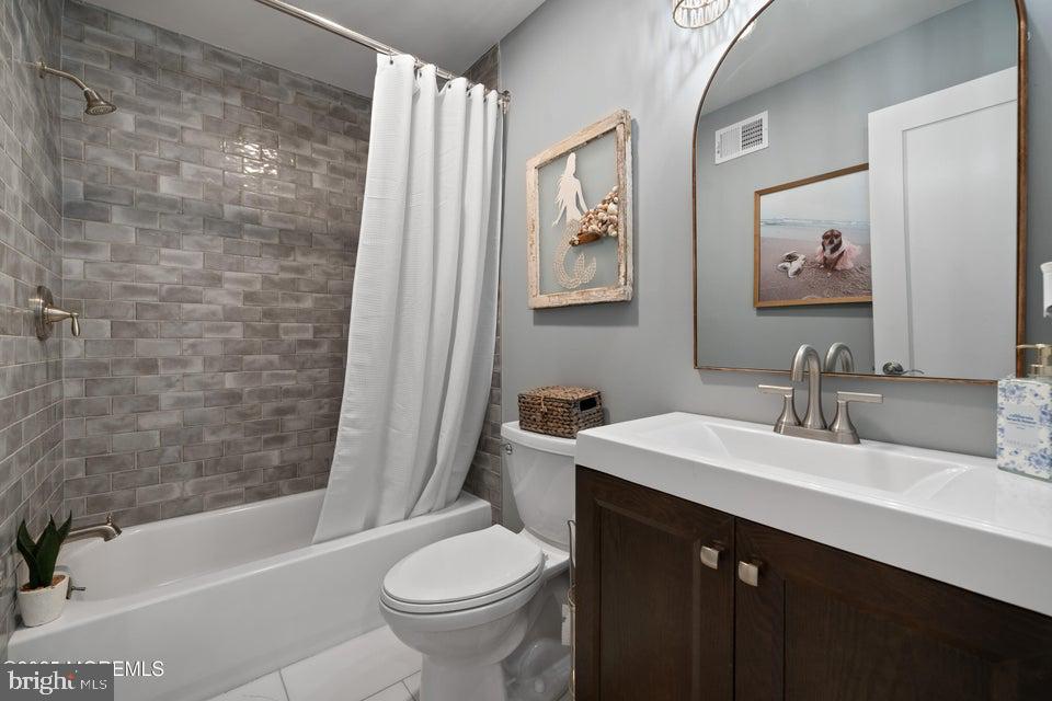 Forked River, New Jersey, 08731, United States, 4 Bedrooms Bedrooms, ,3 BathroomsBathrooms,Residential,Active,1989764