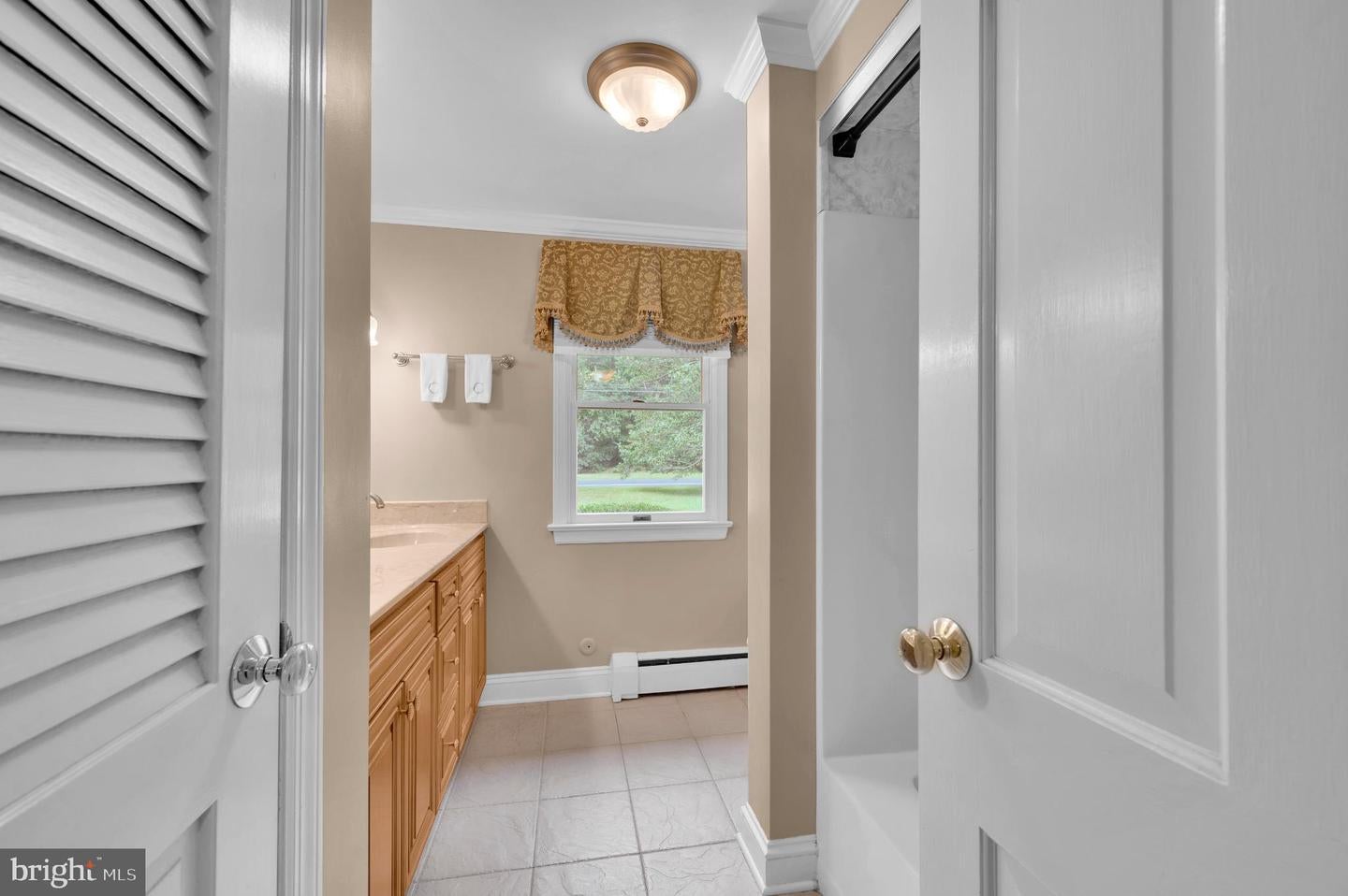 Freehold, New Jersey, 07728, United States, 3 Bedrooms Bedrooms, ,3 BathroomsBathrooms,Residential,Active,1922297