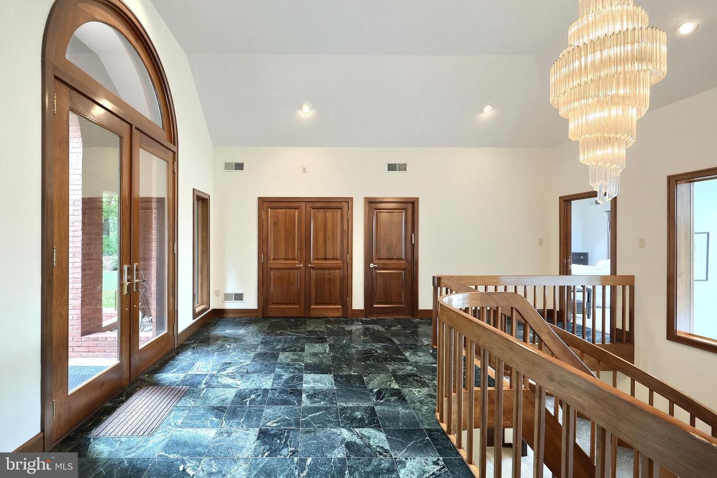 Spring Grove, Pennsylvania, 17362, United States, 6 Bedrooms Bedrooms, ,6 BathroomsBathrooms,Residential,Active,1825088