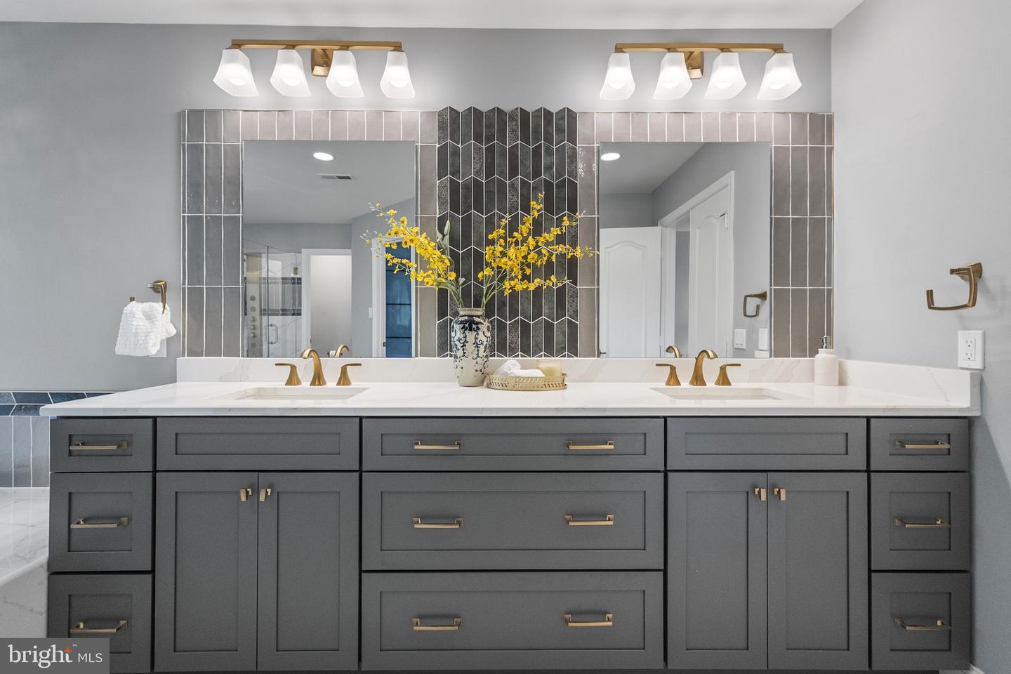 Poolesville, Maryland, 20837, United States, 4 Bedrooms Bedrooms, ,5 BathroomsBathrooms,Residential,Active,2052019