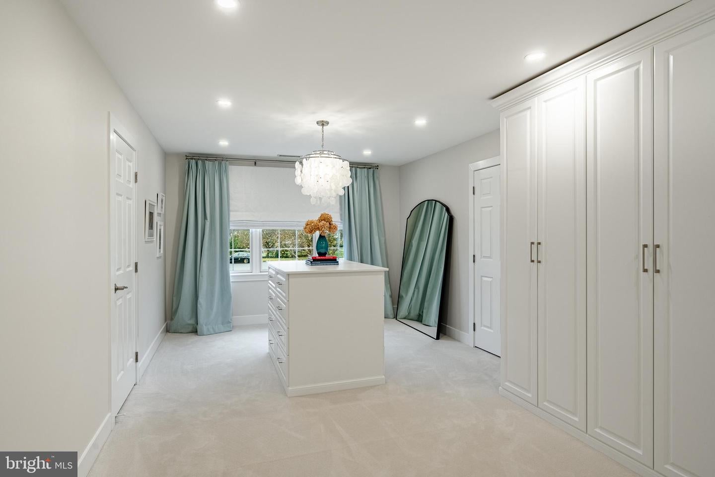 West Chester, Pennsylvania, 19380, United States, 5 Bedrooms Bedrooms, ,5 BathroomsBathrooms,Residential,Active,2002348