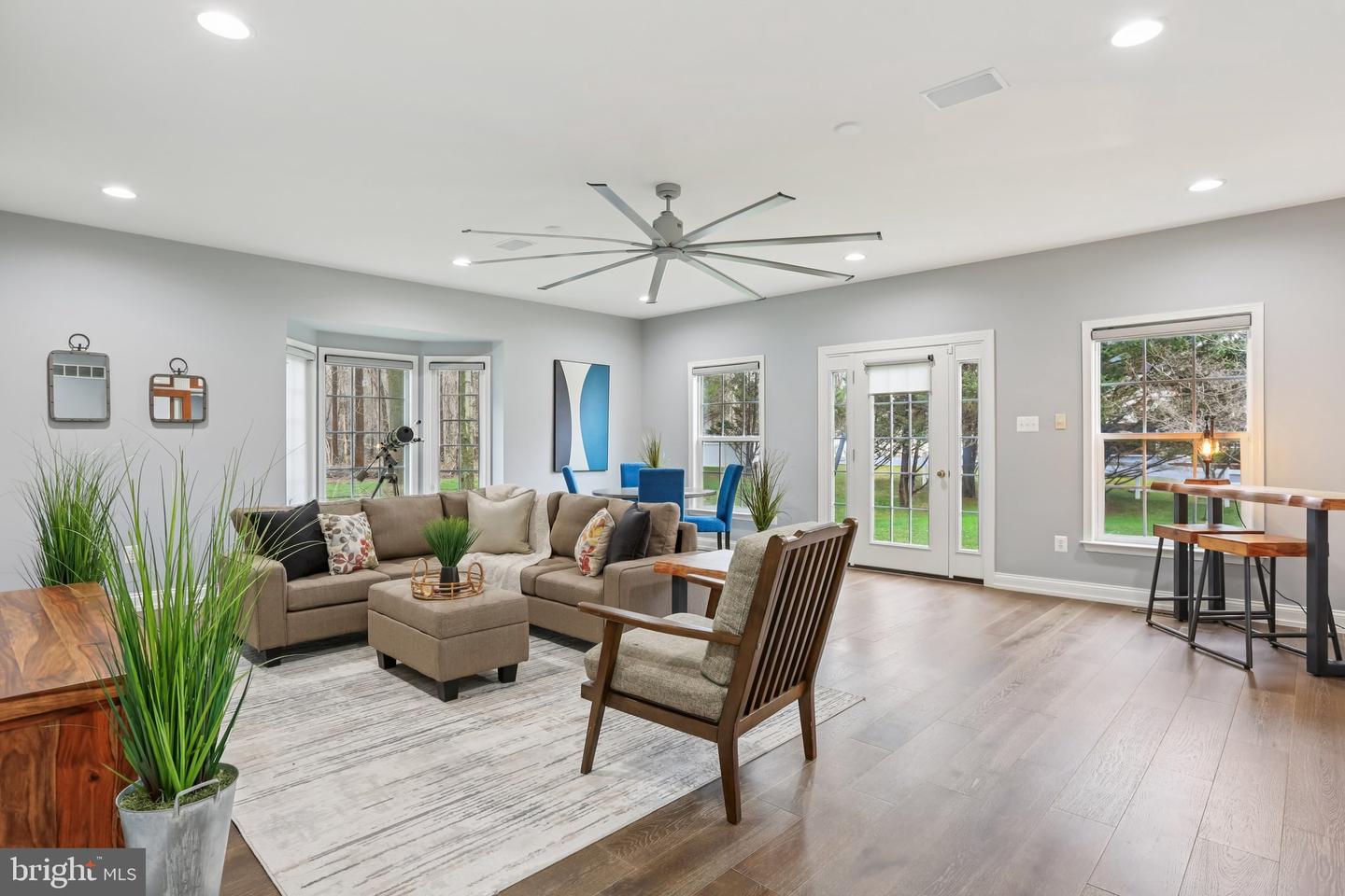 Clarksburg, Maryland, 20871, United States, 5 Bedrooms Bedrooms, ,4 BathroomsBathrooms,Residential,Active,2025637