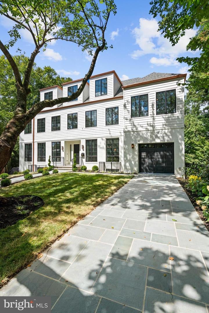 Washington, District Of Columbia, 20016, United States, 6 Bedrooms Bedrooms, ,8 BathroomsBathrooms,Residential,Active,1934802