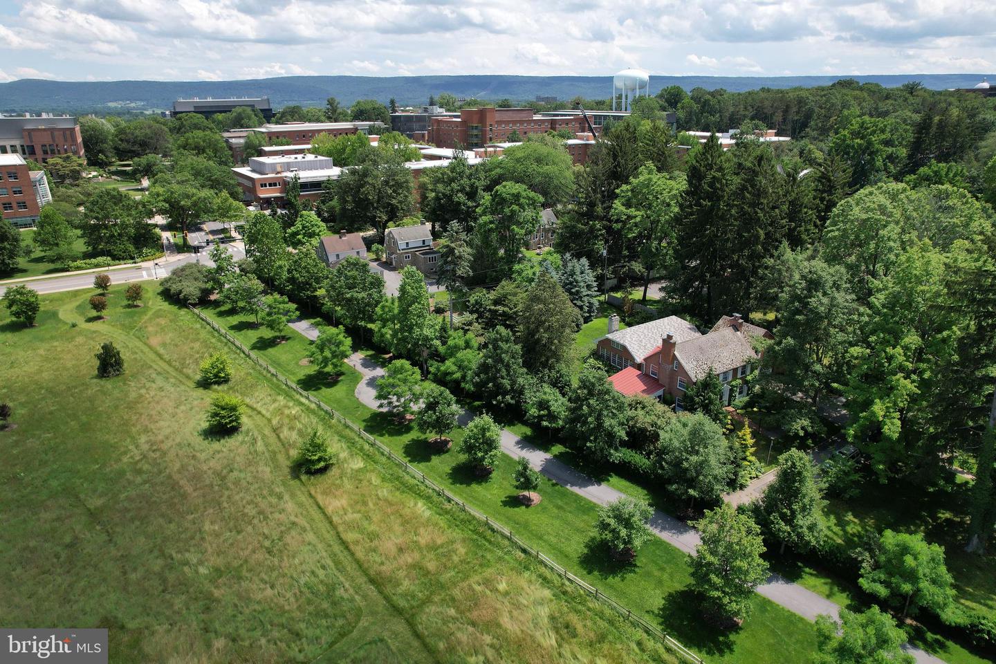 State College, Pennsylvania, 16803, United States, ,3 BathroomsBathrooms,Residential,Active,1867930